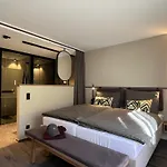 Revier Boutique Hotel 4*