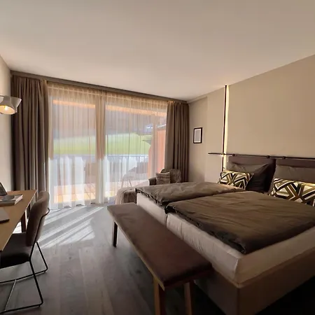 Revier Boutique Hotell 4*