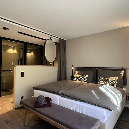 Revier Boutique Hotell 4*