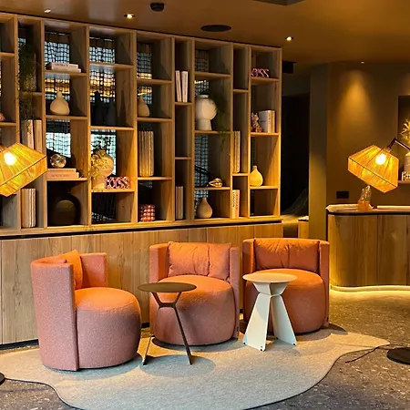 Revier Boutique ホテル 4*